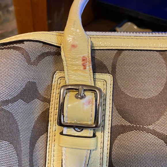 650 Coach yellow & tan with Coach billfold Preowned condition see pics### - Picture 11 of 13